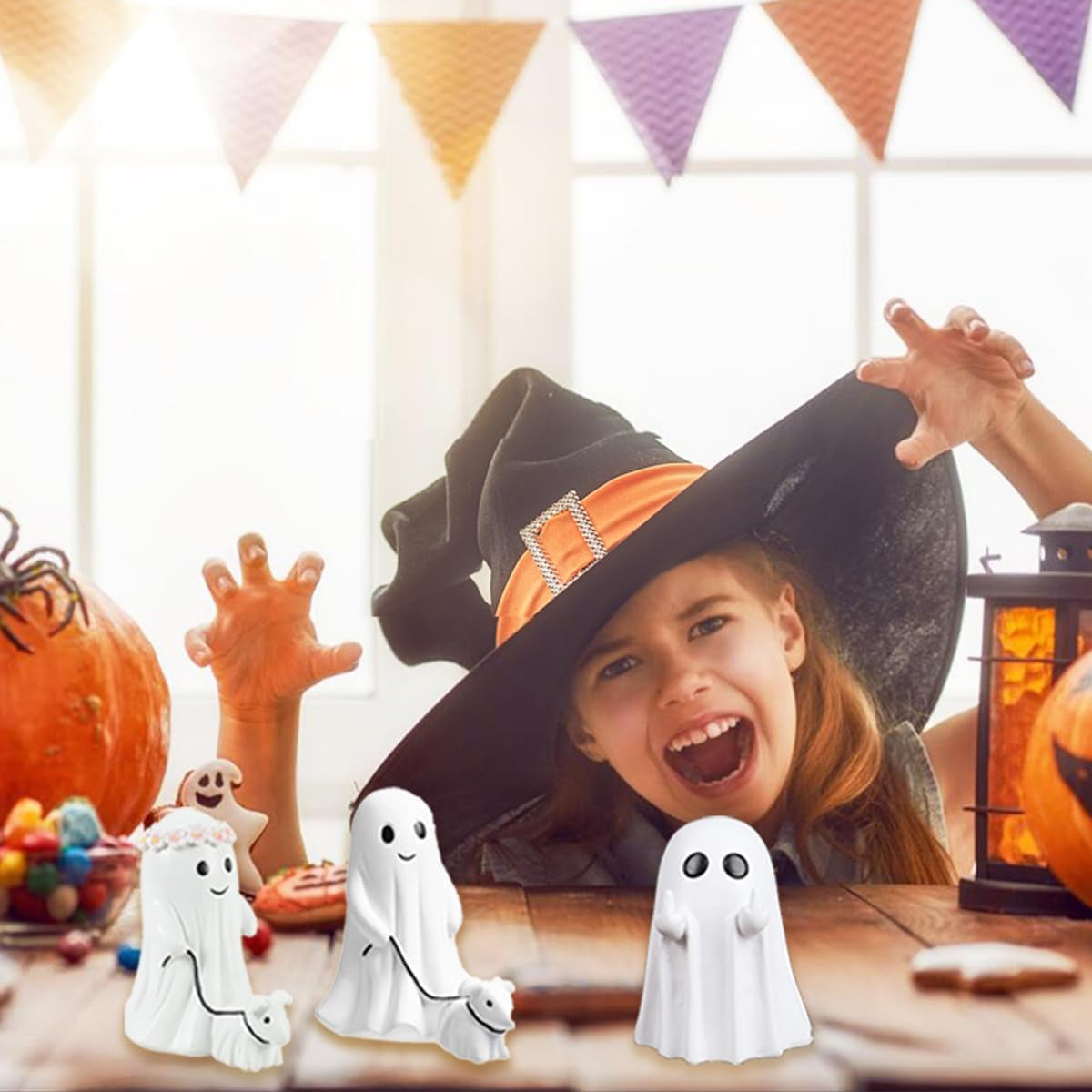 👻🐶 Ghost Dog Halloween Figurine – Spooky-Cute Resin Decor for Home & Garden