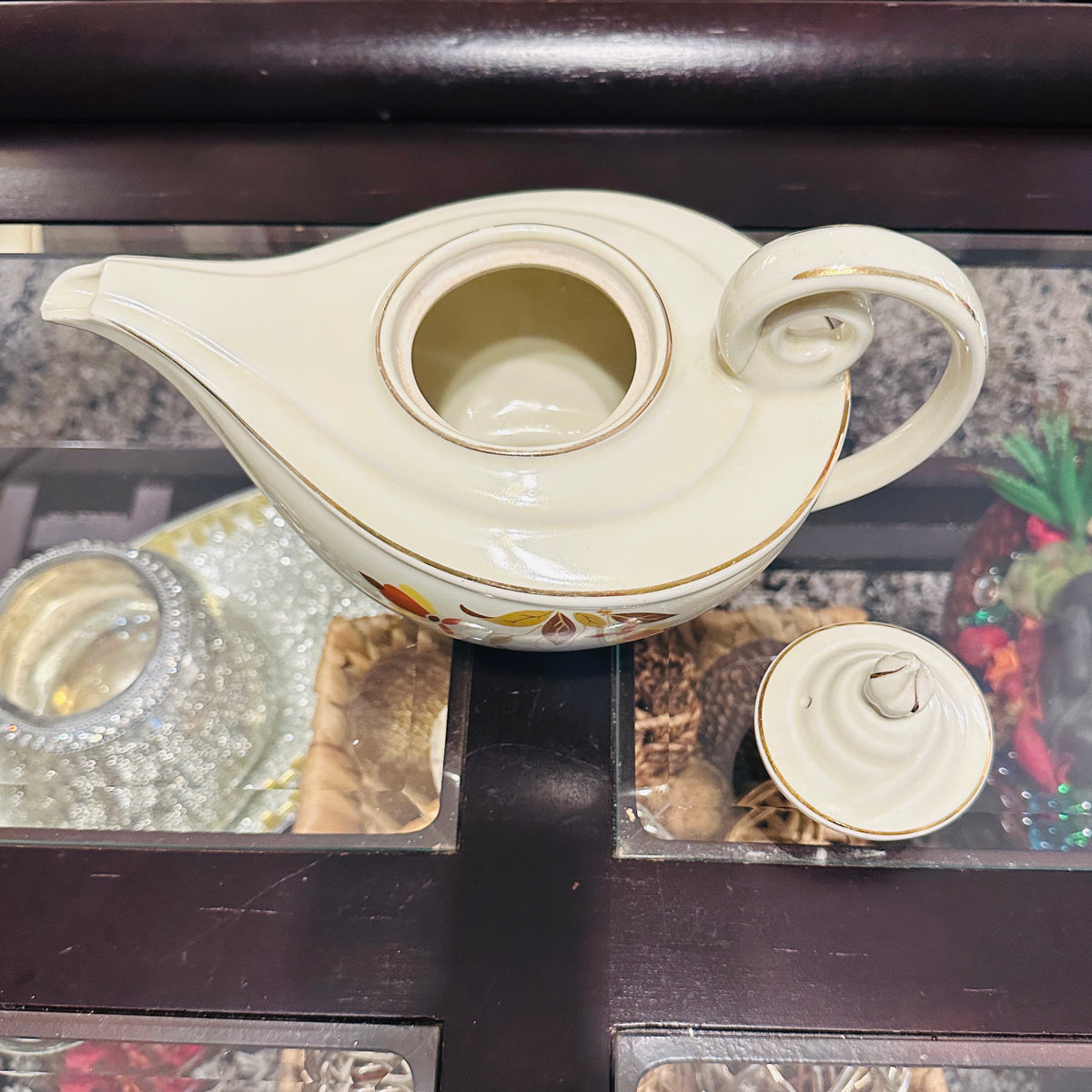 🍂🍵 Autumn in Every Pour – Vintage Halls Jewel Tea Autumn Leaf Teapot ✨🏡